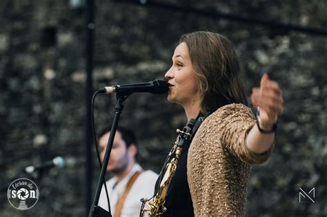 Miss Bee and the Bullfrogs Nude Théâtre des Echos Navarrenx 64 18 07 2023 L écran du Son