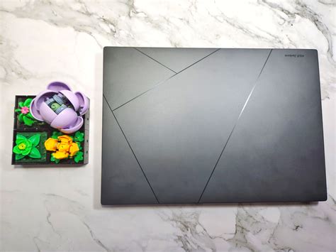 Asus Zenbook X Oled First Look Ux Awesomely Slim