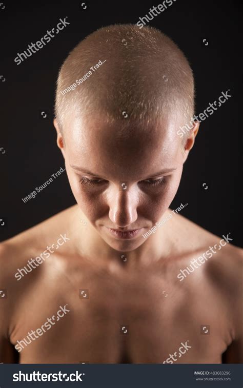 Nude Woman Shaved Head Stock Photo 483683296 Shutterstock