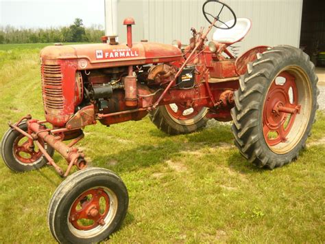 Yesterday's Tractors - For Sale / Tractor Photo Ads