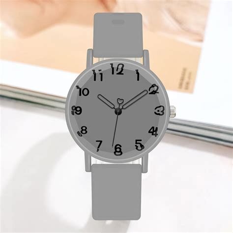 Cheap Fashion New Silicone Strap Ladies Quartz Watches Digital Dress Clock Minimalist Women