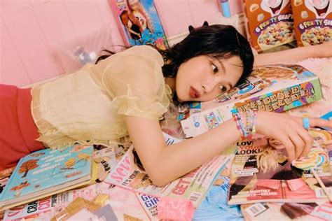 Update Red Velvet Unveils Stunning New Comeback Teasers Of Yeri Joy