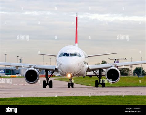 Swiss Air Plane Stockfotos Und Bilder Kaufen Alamy