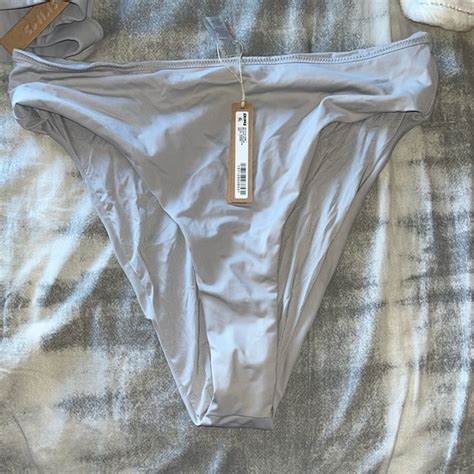 SKIMS Swim Skims Bikini Bottom Poshmark