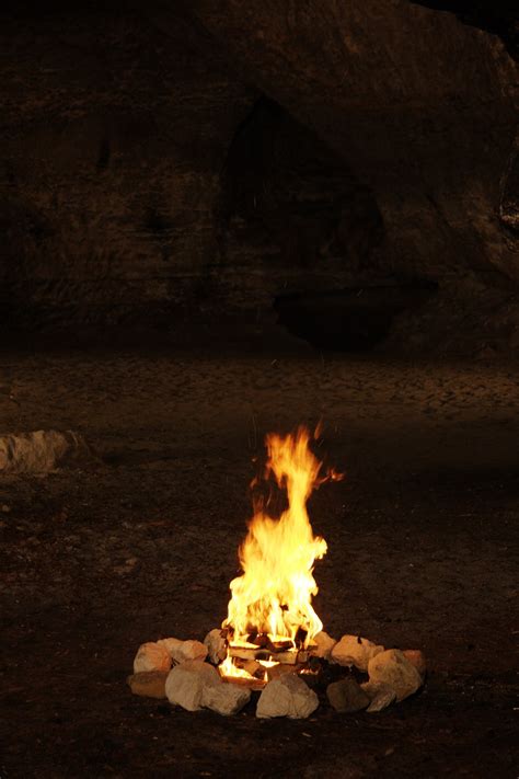 Sunny Jay And Valery Hilton Share One Hot Cock Photos