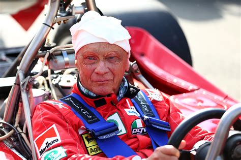 Niki Lauda on the wheel : r/formula1