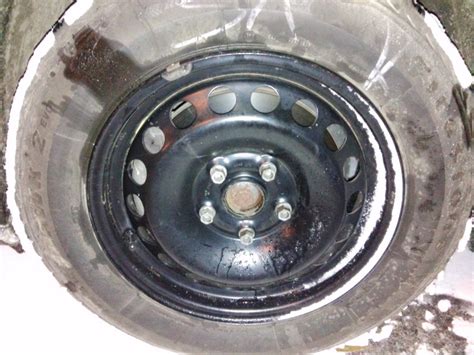 Ступичный болт — SEAT Leon (Mk II), 1,4 л, 2009 года | колёсные диски ...