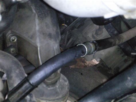 Замена жидкости в гур — Audi A4 (B5), 1,8 л, 1995 года | своими руками ...