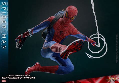 Hot Toys The Amazing Spider Man Spider Man Figure Standard Edition Toyslife