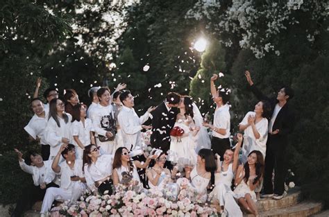 Chuyện tình lệch tuổi của hot boy Tuấn Dương với chị đẹp hơn tuổi Báo Dân trí