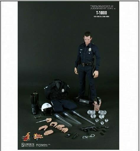 T TERMINATOR Scale Figure MMS TERMINATOR JUDGMENT DAY HOT TOYS Cawette Jones