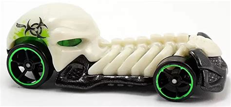 Skull Crusher Mainline Hot Wheels Car FYD46