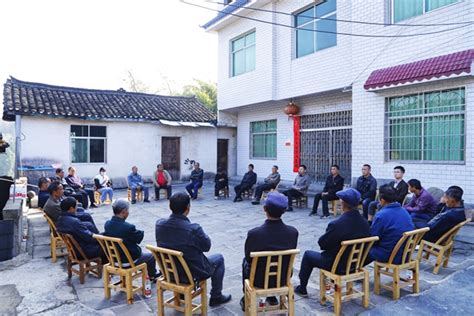 凤凰县菖蒲塘村：院坝会里话幸福 牢记嘱托再出发 凤凰县 新湖南