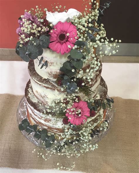 Nude Ou Naked Cake Delice Et Deco