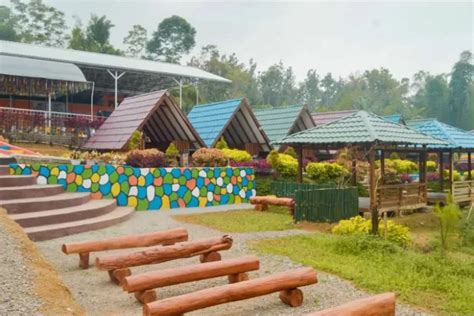 Berkunjung Ke DeTani Waterpark Objek Wisata Keluarga Yang Baru Di