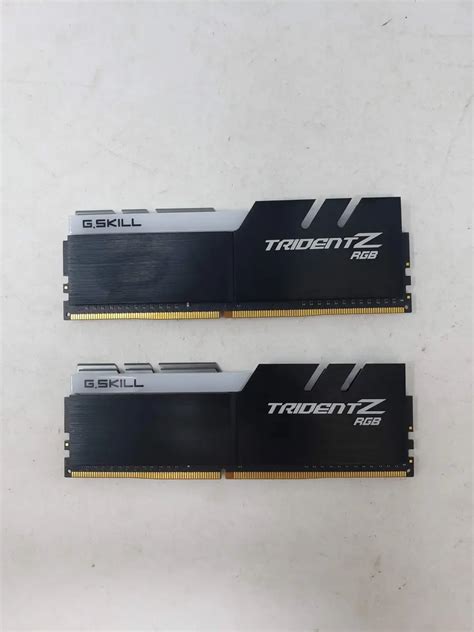 Trident Z RGB Series DDR4 RAM 8GB 16GB 3200 3600 DIMM Kit, 49% OFF