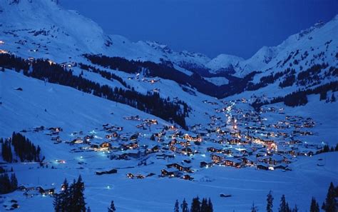 Snowy Village Wallpapers - Wallpaper Cave