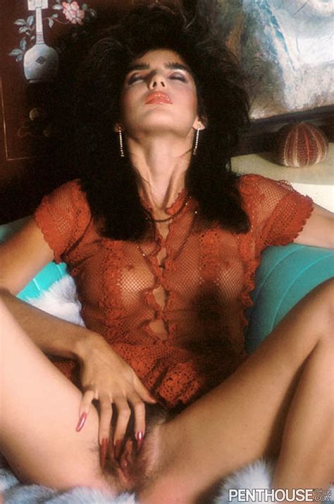 Sultry Retro Model With Big Hair Small Tits Showing Off Her Hairy Beaver CoedCherry