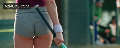 BRIDGET MOYNAHAN Nude AZNude