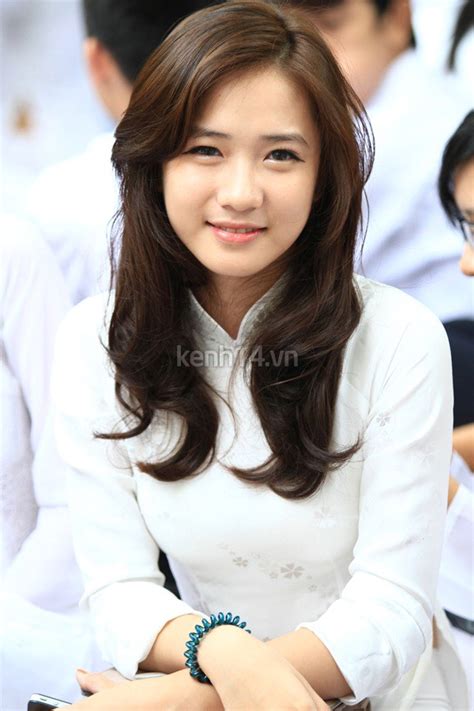 Những hot girl Việt có gương mặt đẹp hoàn hảo