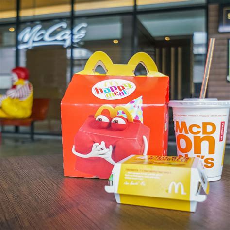 how much u get paid at mcdonalds 1