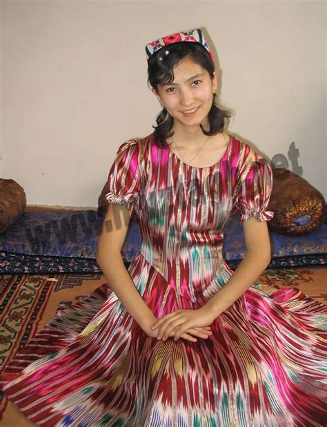 Народный костюм | Asian outfits, Traditional attire, Traditional fashion