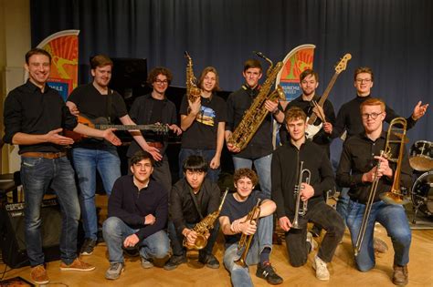 Neu formierte BigBand der Musikschule gibt erstes Konzert - Hannover ...