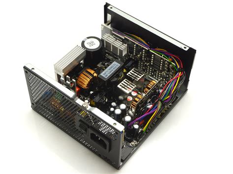 The Cooler Master MWE V2 Gold 750W PSU Review: Effective, But Limited ...