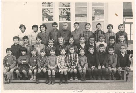 Photo De Classe Ce1 De 1967 Ecole Primaire Copains Davant