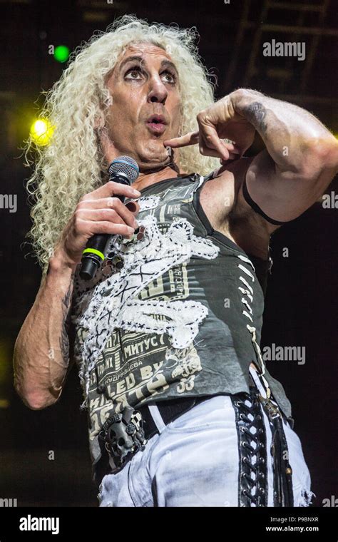 Dee Snider Twisted Sister Hi Res Stock Photography And Images Alamy