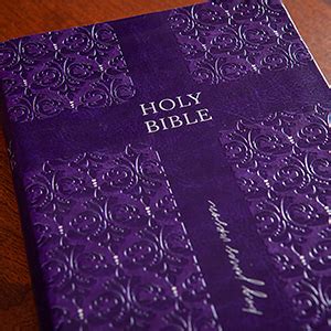 KJV Holy Bible Amethyst Purple Compact Larger Print 8 Pt Thumb