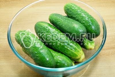 Малосольные огурцы в банке - Пошаговый рецепт с фото. Закуски. Закуски ...