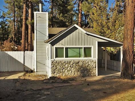 215 E Big Bear Blvd Big Bear City Ca 92314 Zillow