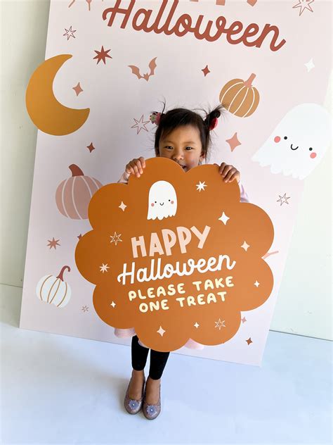 Halloween Door Sign — PAPER HAVEN INK