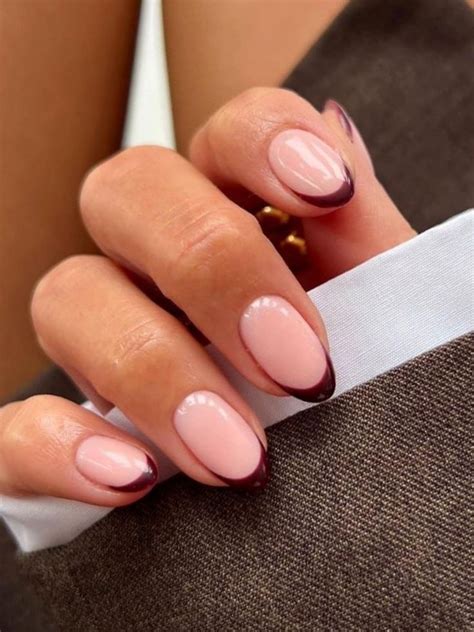 Fall Nails Inspo 2023 TheGirlNextdoor i 2024 Efterårsnegle Negle