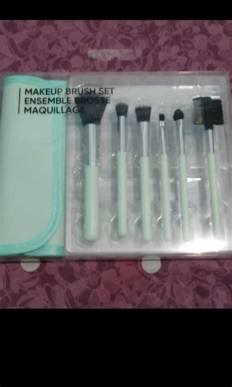 Miniso Set Brush Make Up Kesehatan Kecantikan Rias Wajah Di Carousell