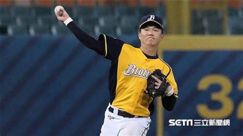 中信兄弟明星賽票選霸榜11項！江坤宇擊敗王威晨 以12萬票暫居人氣王 三立新聞網 Line Today