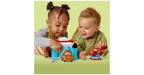 LEGO 10996 DUPLO Lightning McQueen und Mater in der Waschanlage ...