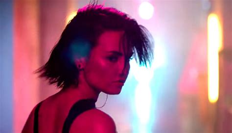 Cool for the Summer - Plugged In