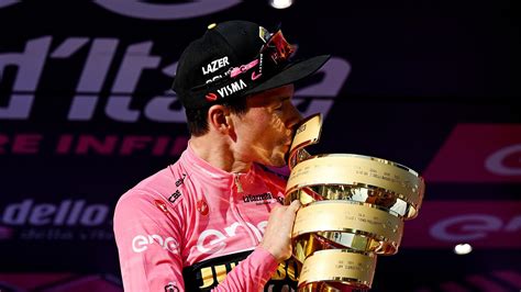 Giro D Italia Mark Cavendish Conquista L Ultima Tappa A Roma Roglic