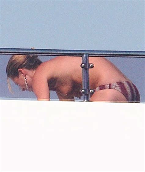Kate Moss Showing Her Nice Small Tits On Yacht Paparazzi Pics Porn