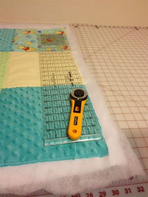 Crib Blanket Tutorial | Baby quilt patterns easy, Crib blanket, Baby
