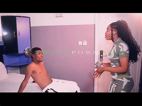 A La Guapa Teni Le Golpearon El Co O Xvideos