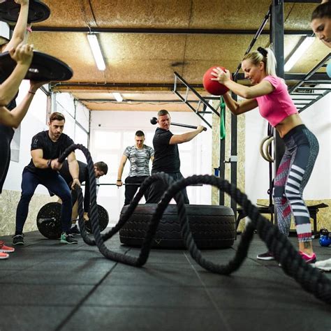Em Um Treino Funcional Na Academia Arena Wh - Treino Funcional: Transforme seu Corpo e Melhore seu Desempenho