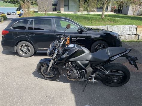 Motorrad Naked Bike Honda CBR 1000er Schwarz Gebraucht in Chur für CHF 3040 nur Abholung
