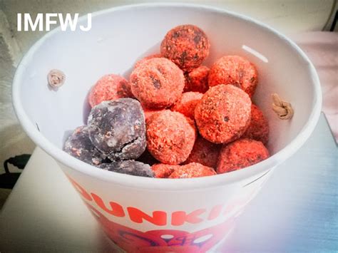 Dunkin Donuts Bucket Of Munchkins Is Real Its More Fun With Juan