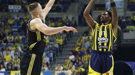 Nigel da Fenerbahçe de alev alev Ribaund Dergi Basketbol Severlerin