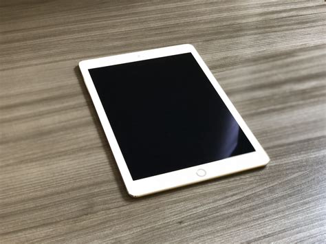 Apple iPad Air 2 128GB Gold Wi-Fi (A1566) - Mobile City