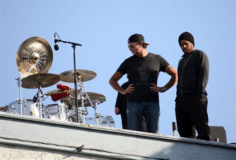 Red Hot Chili Peppers Brasil 03 anos das gravações do clipe The Adventures of Rain Dance Maggie