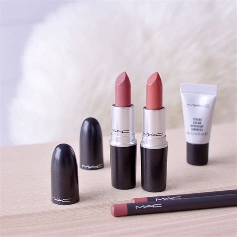 Moje oblíbené nude MAC rtěnky Recenze NIKOL HESS